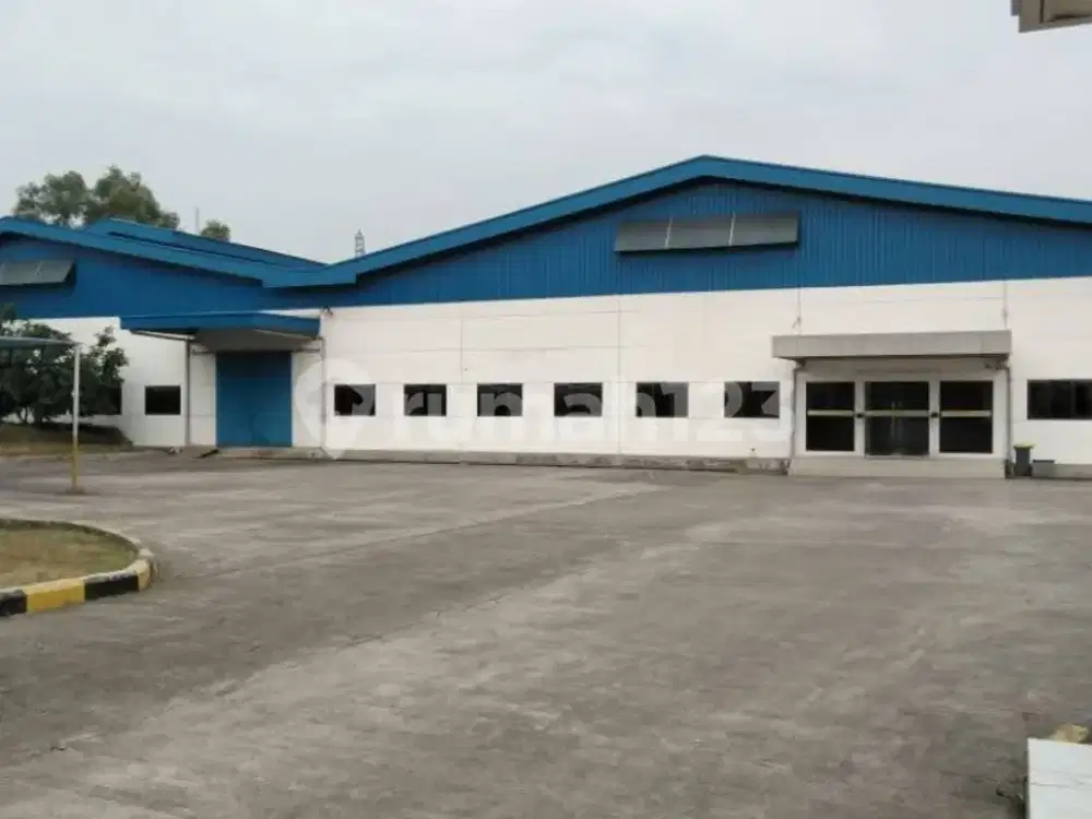 *Gudang Ek Pabrik di Jual Murah dan Cepat, Kondisi Bangunan Masih Kokoh dan Siap Pakai di Karawang.**Spesifikasi:*- Luas Tanah 37.744 Mtr- Luas B