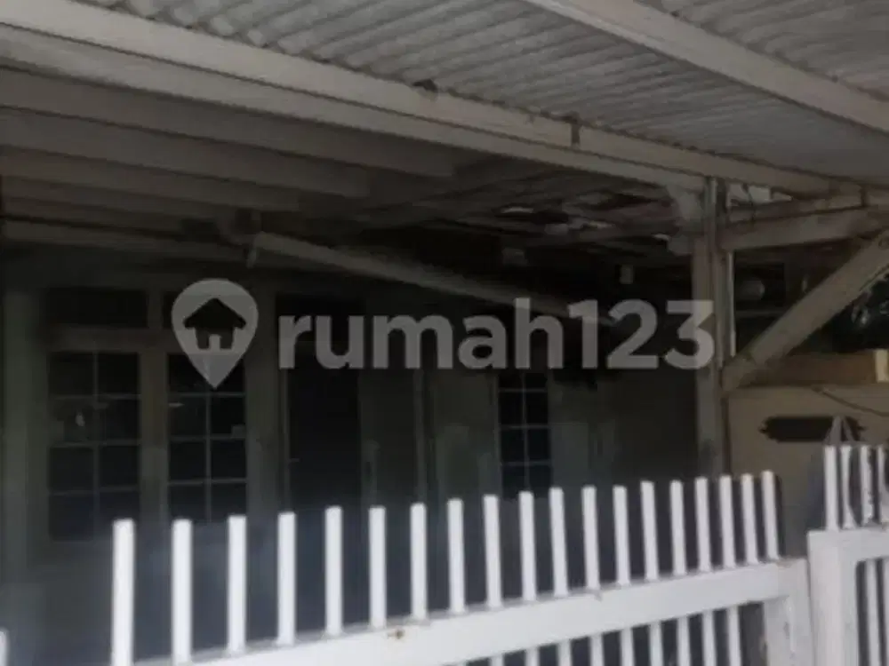Jalanan Besar Dekat Mall Jalan Kelapa Gading Nias Ukuran 8X20,1¼ Lantai