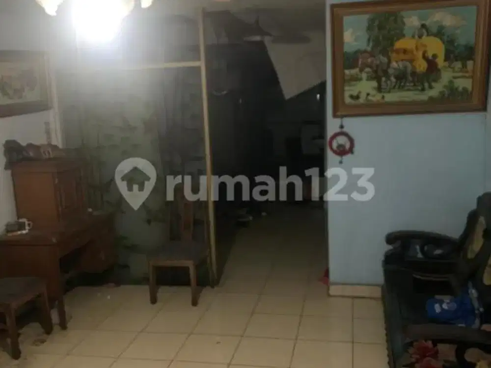 Dijual Rumah di Kwitang - Jakarta Pusat LT 100 (4X25)Lb Lantai KT 3,Km 2,Listrik 1300 Pam1.8 M Nego,168