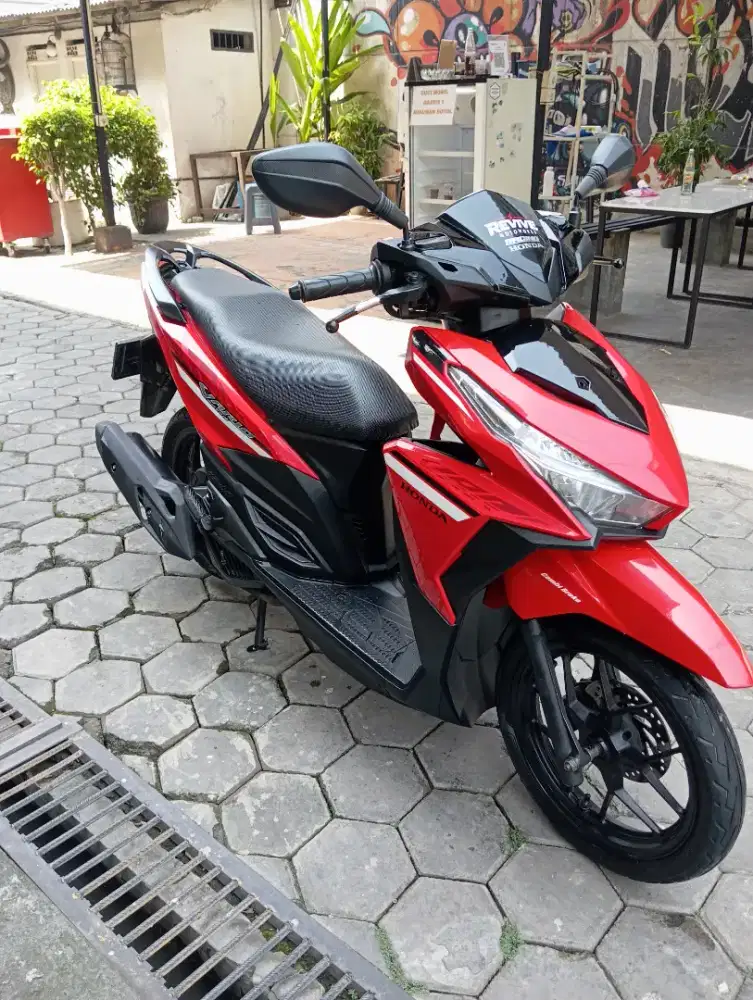 Vario 125 Old led CBS