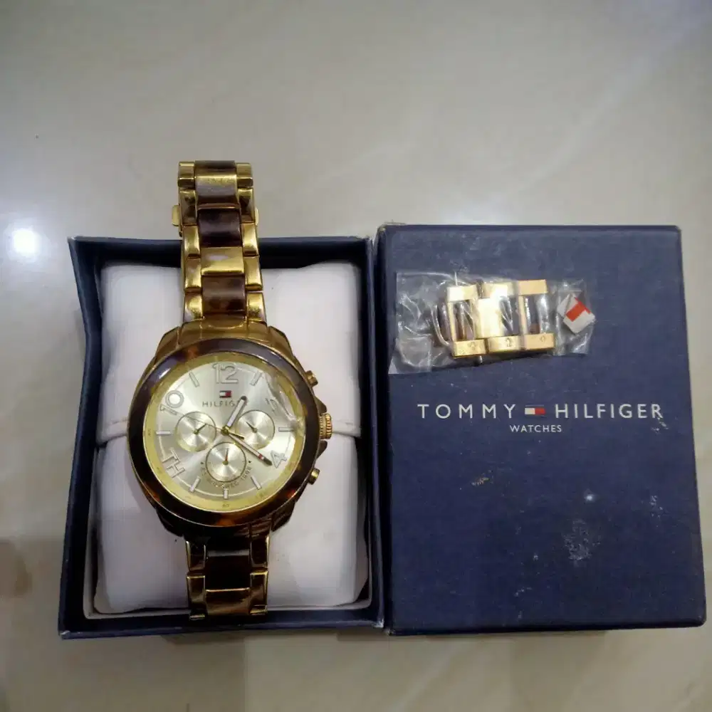Jam tangan Tommy Hilfiger leopard