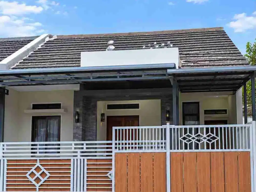 DIJUAL – Rumah 2 Lantai SHM 3 KT Semi Furnished Samping Kantor Walikota