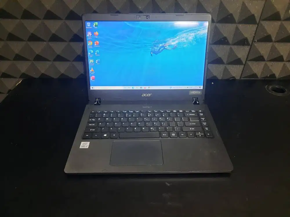 Laptop Premium Acer TravelMate P214-52 Core i7 Gen 10