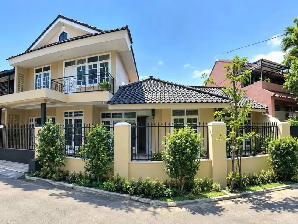 Rumah Keluarga Nyaman Komplek Cijaura Ciwastrea Buah Batu Kodya Bandung