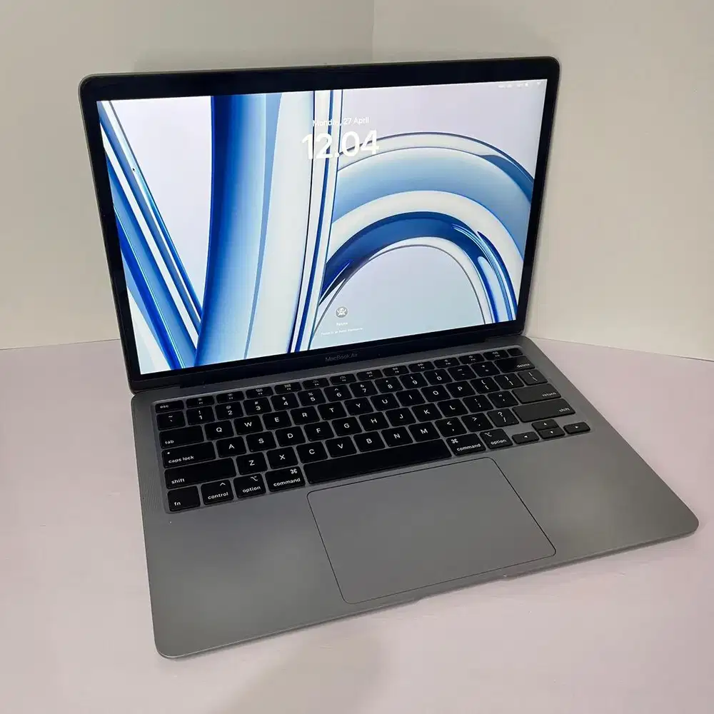 Macbook Air 2020 i3 8/256GB Space Grey ex iBox