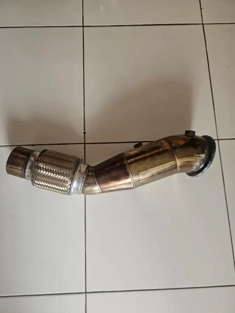 Catless downpipe BMW G30 B48C