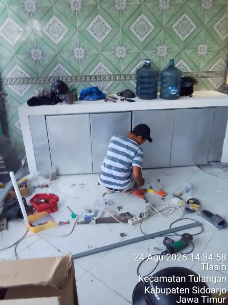 Tukang bangunan
