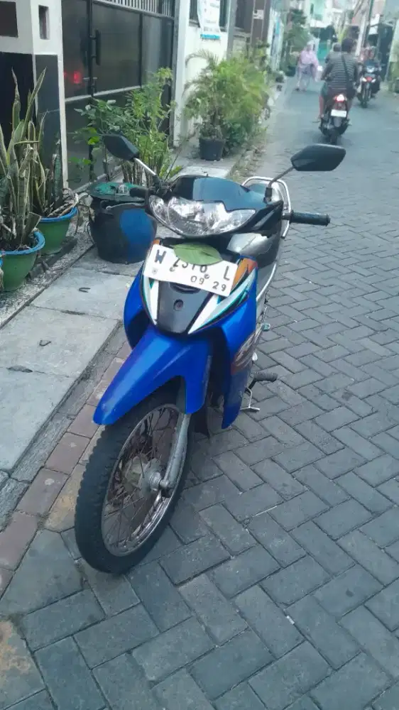 Suzuki smahs tahun 2004
