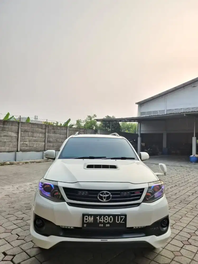 Fortuner 2014 TRD manual. Km 142rb antik