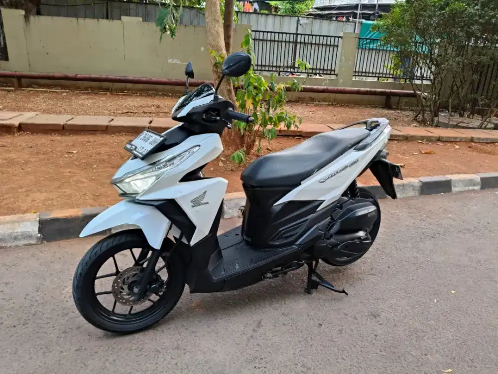 Honda Vario LED Old 150cc PGM-FI Tahun 2017