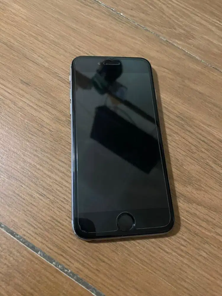 Dijual Iphone 6 64GB Gold