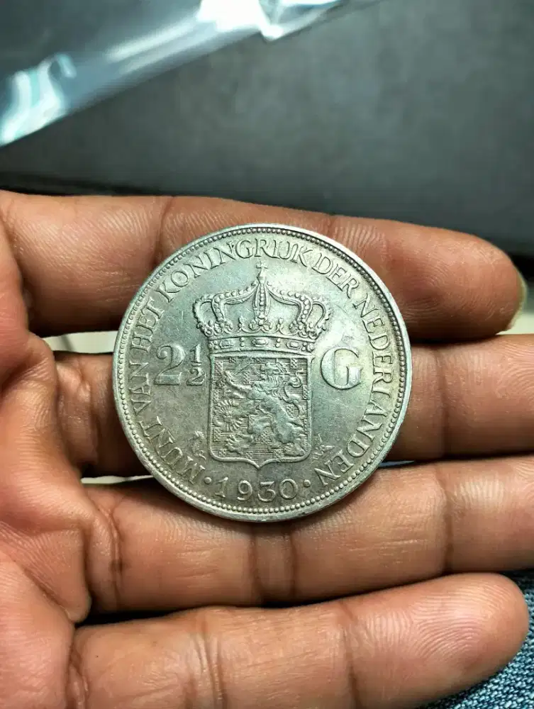 Koleksi uang kuno & uang asing