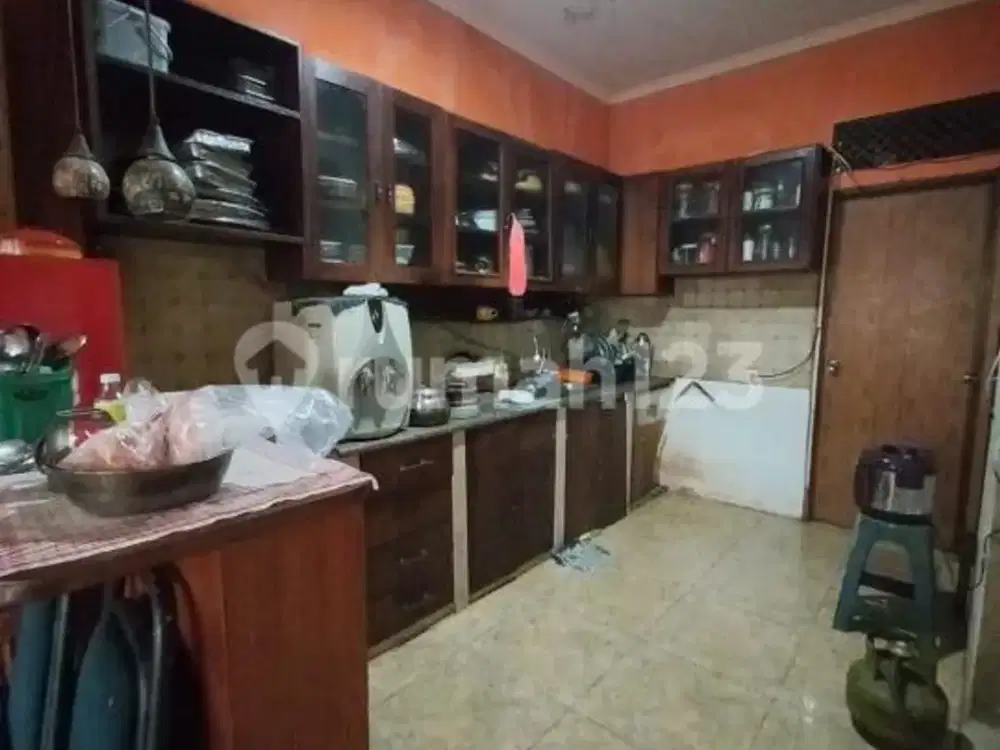 Rumah Cantik Dalam Komplek Mega Cinere