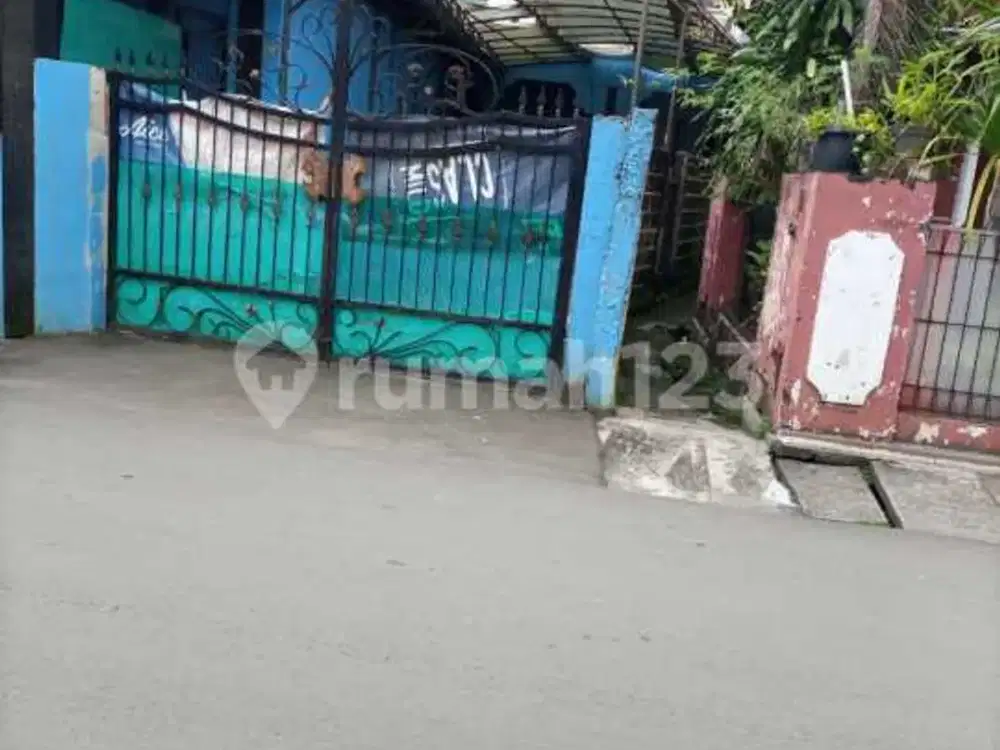 Rumah Harga Njop Nego,cocok Untuk Kost2an/usaha Di Cililitan