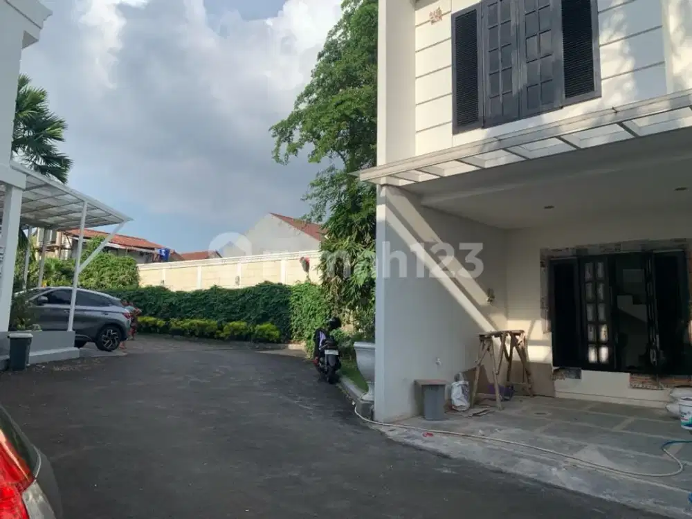 Rumah Bagus Di Lebak Bulus 4.1km Ke Mrt