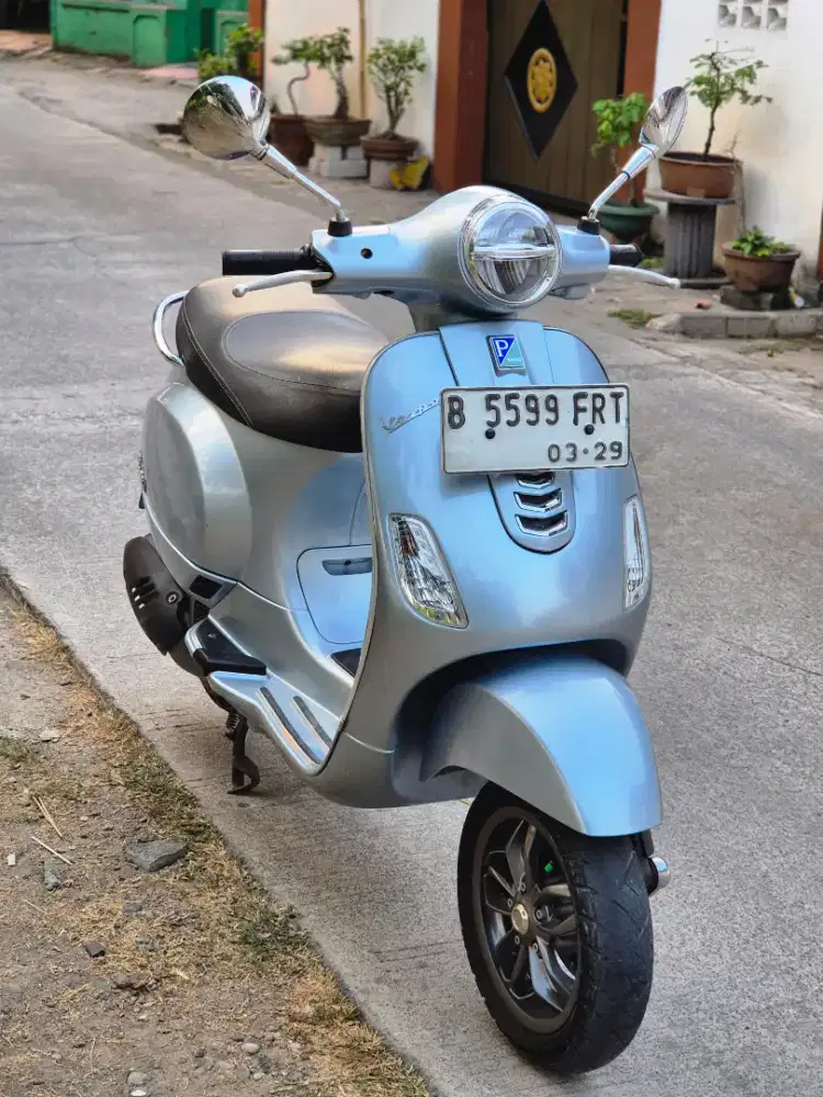Vespa LX125 2022 regist 2024