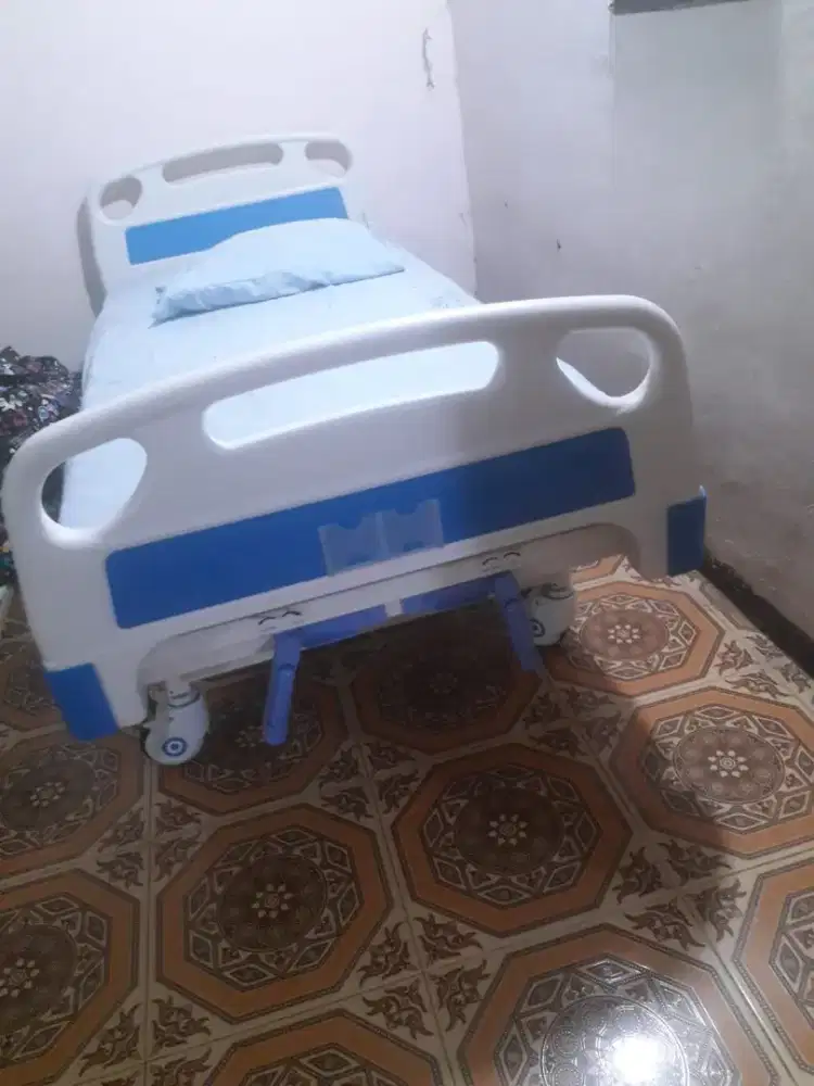 Ranjang pasien/Tempat tidur pasien
