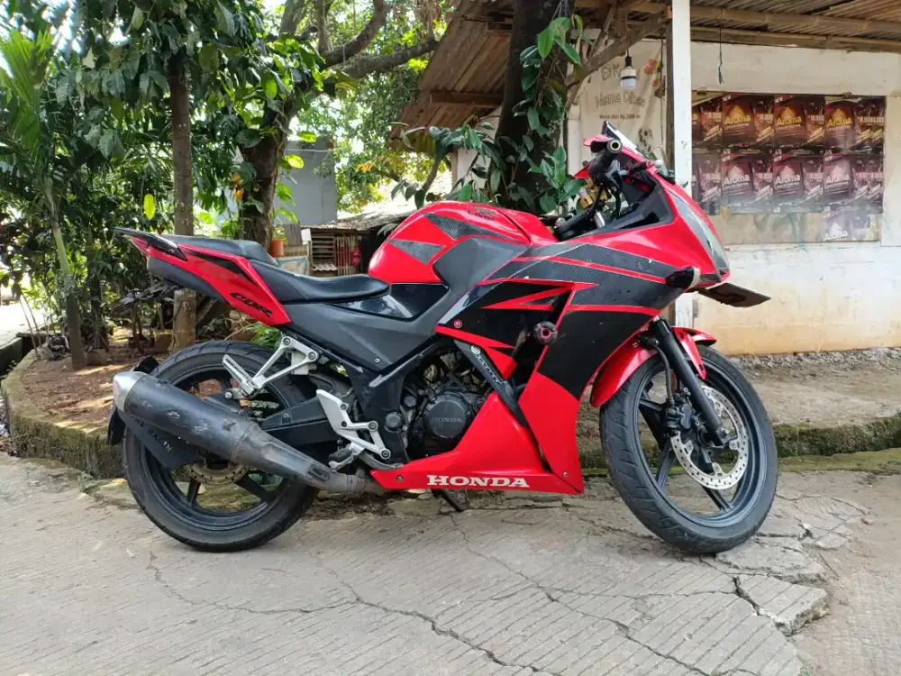 HONDA CBR 150R K45