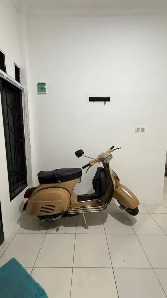 vespa sprint 77