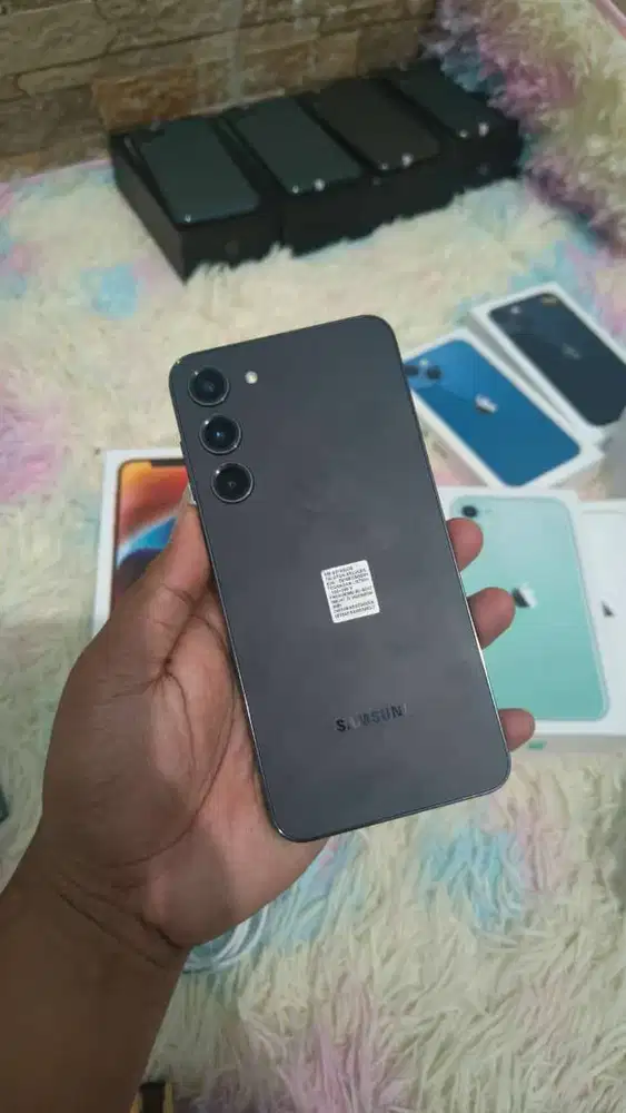 Samsung Galaxy Z Fold / S24 Ultra (Hitam)