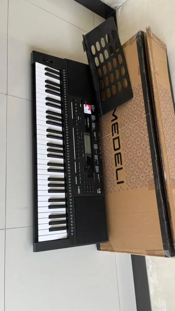Medeli M361 bekas