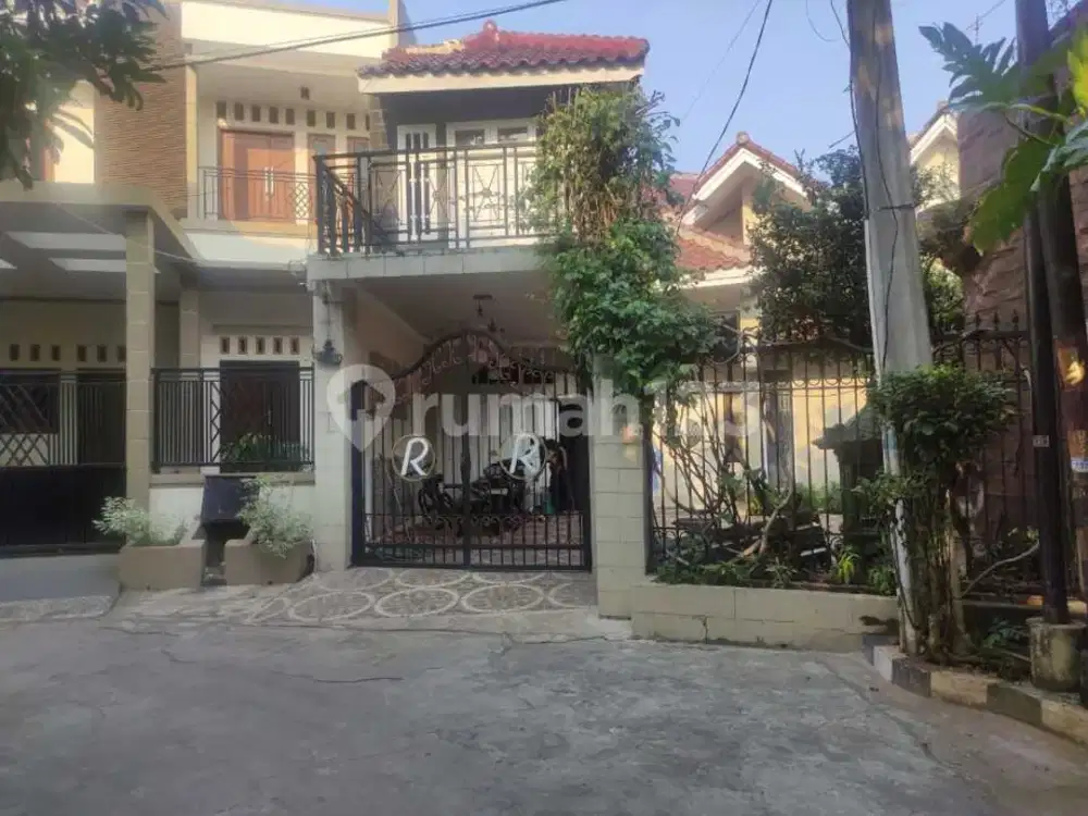 Best Deal! Rumah Elegan 5+2 Kamar Tidur di Permata Harapan Baru, Harapan Indah, Bekasi, 018