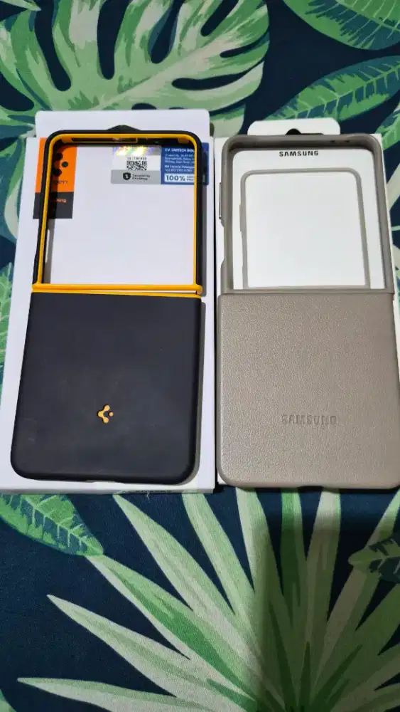 Hardcase Samsung Z Flip 7 Original Mulus