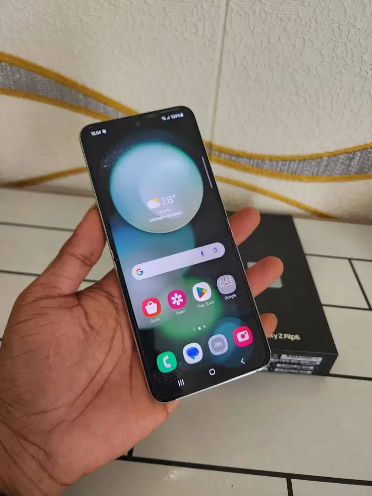 Sesuai judul  Disini saya ingin membeli hp baik apple  Dr iphone x xs