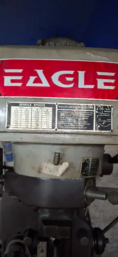 Mesin Milling merk Eagle