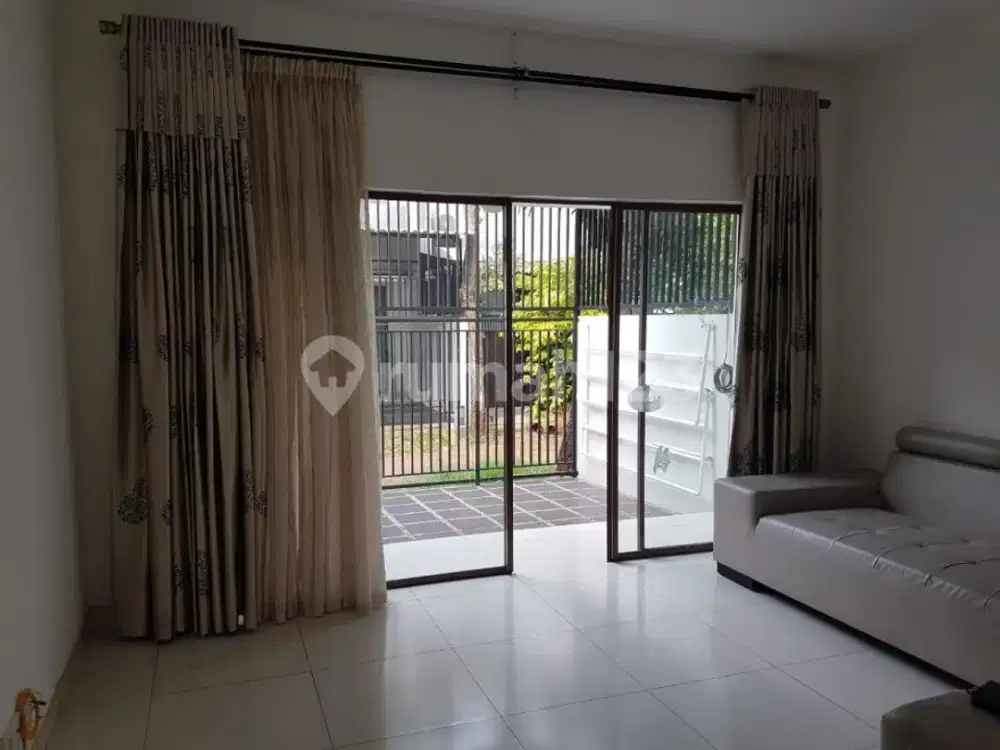Rumah Sewa Cluster Cassia Semi Furnish Luas & Nyaman, Jakarta Garden City, Cakung, 030