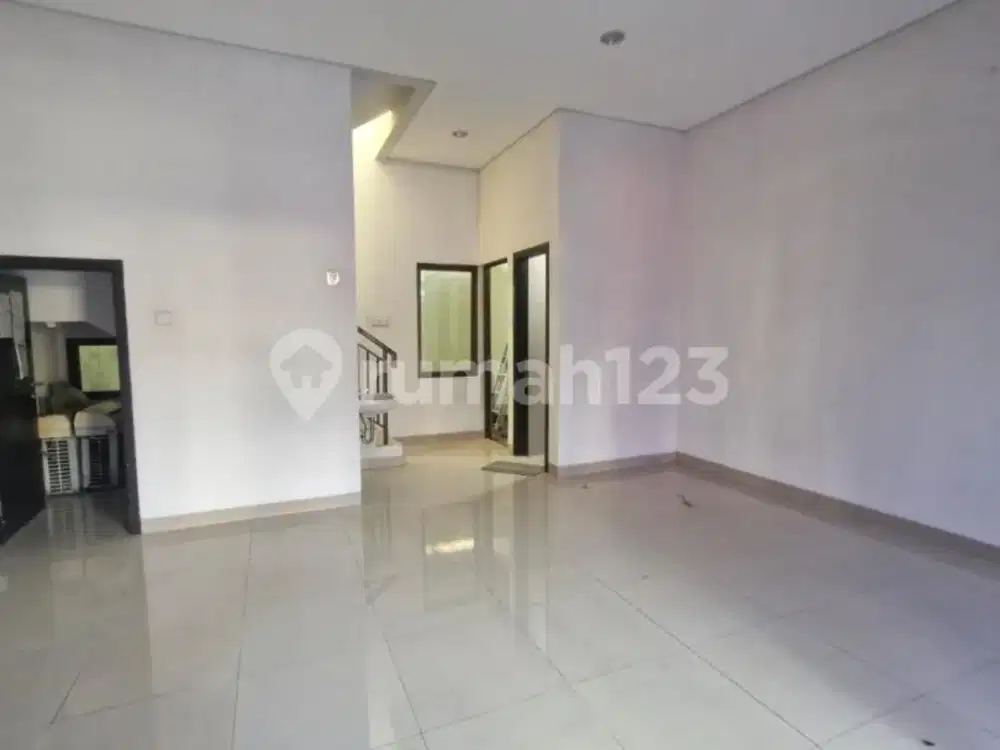 Sewa Ruko Savoy Strategis Siap Pakai, Tinggal Buka Usaha!, Jakarta Garden City, Cakung, 030