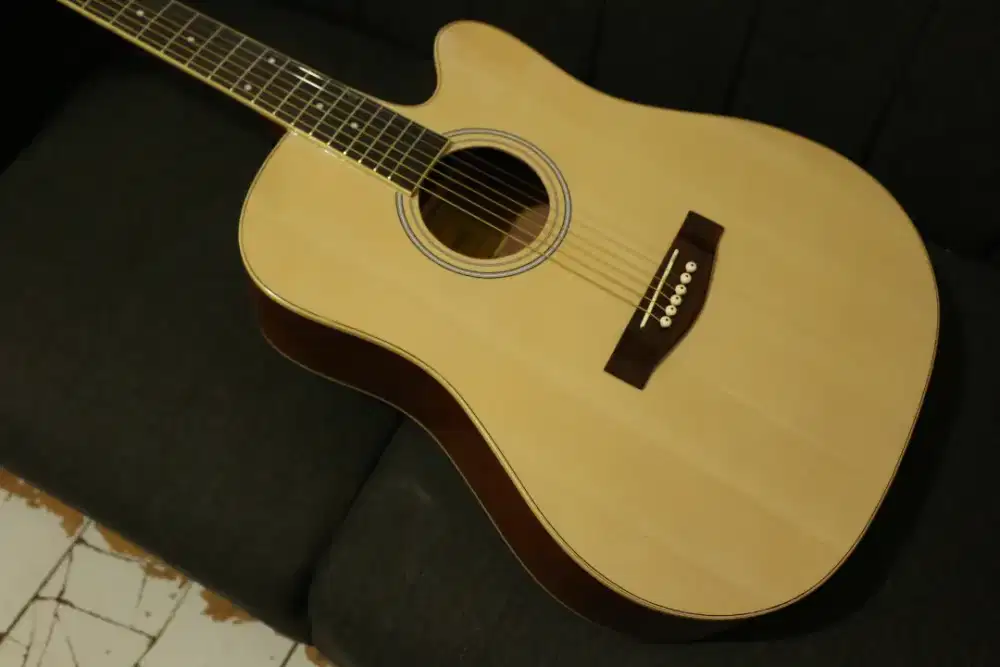 Gitar akustik lakewood baru siap antar cod bayar di tempat