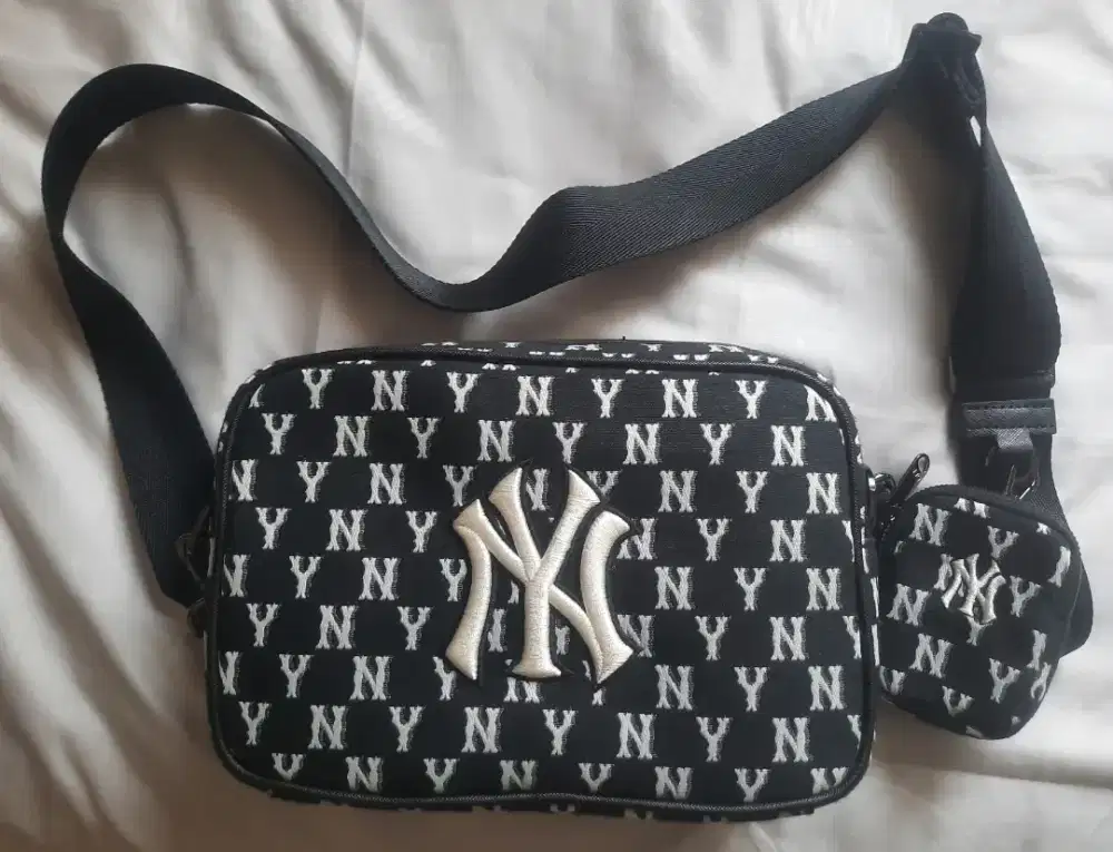 MLB NY Monogram Crossbag