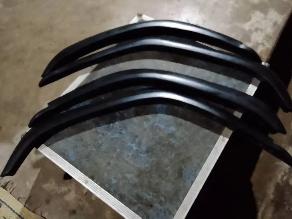 Jual over fender escudo 1.6