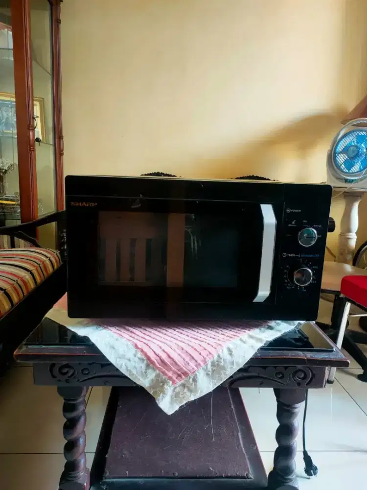 MICROWAVE SHARP! JUAL CEPAT DAN BISA NEGO!
