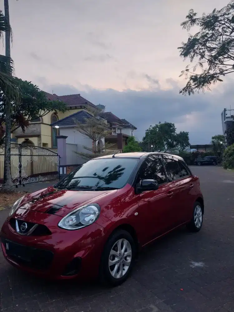 Nissan March 2016 Bensin
