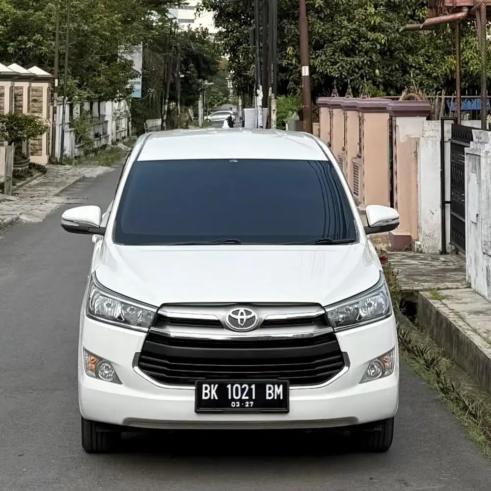 Toyota Innova Reborn V 2.0 Matic B 2017
