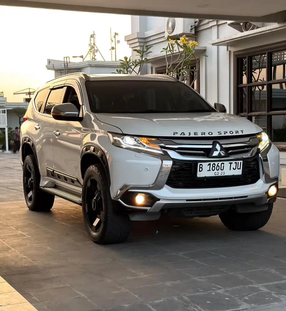 PAJERO SPORT ROCKFORD 2020 AT, TDP 10Jt