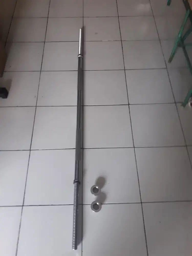 Stik barbel 150 cm kondisi baru ga dipake