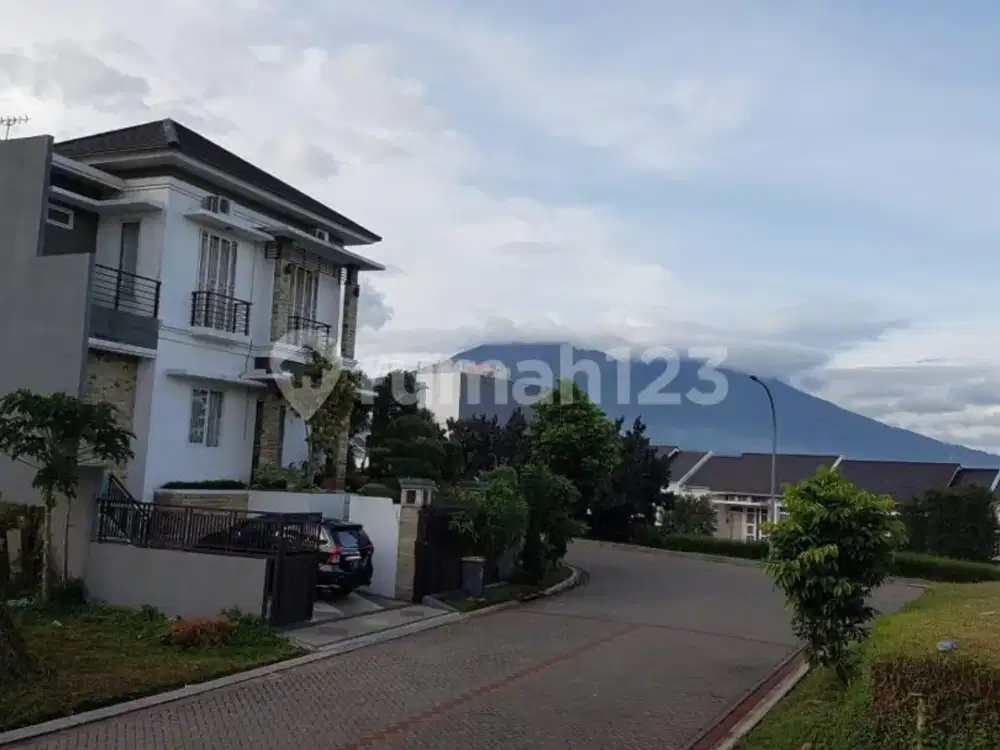 Dijual Cepat Rumah 2 LT di Komplek Exclusive Pusat Kota Bogor, Best View Panorama Gunung