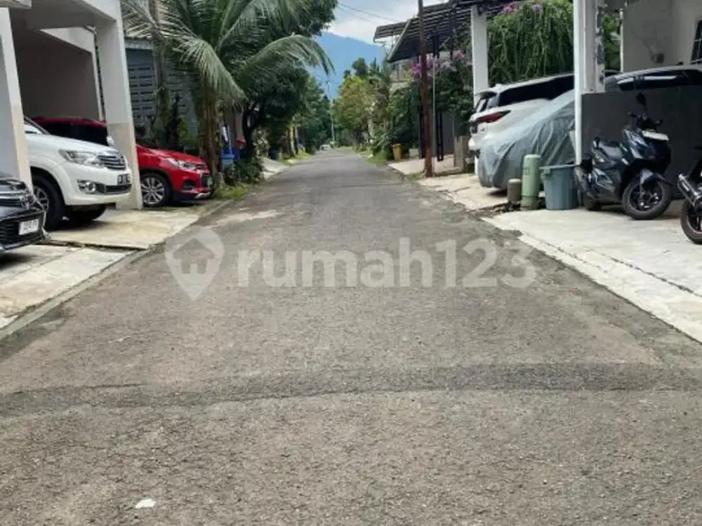 For Sale Rumah di Sentul Siap Huni