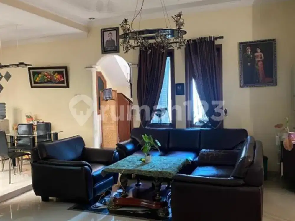 Di Jual Cepat Rumah 2 LT Posisi Hoek di Kota Wisata Cibubur Cluster Georgia