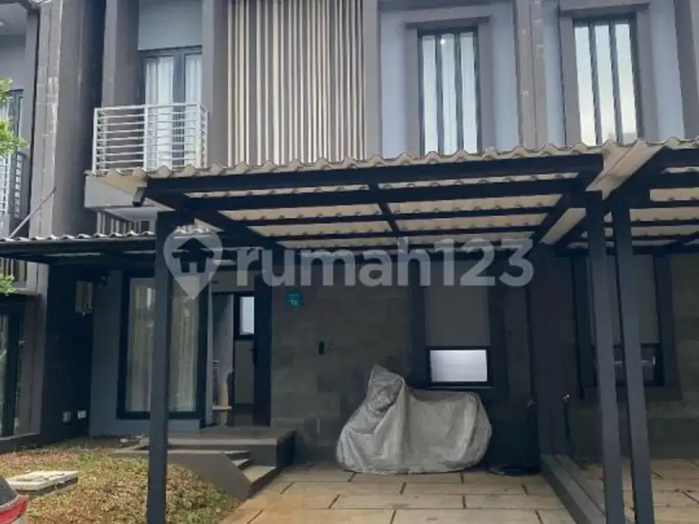 Rumah, 2 Lantai di Golf Rancamaya, Akses Mudah Dekat Akses Tol Harga Murah