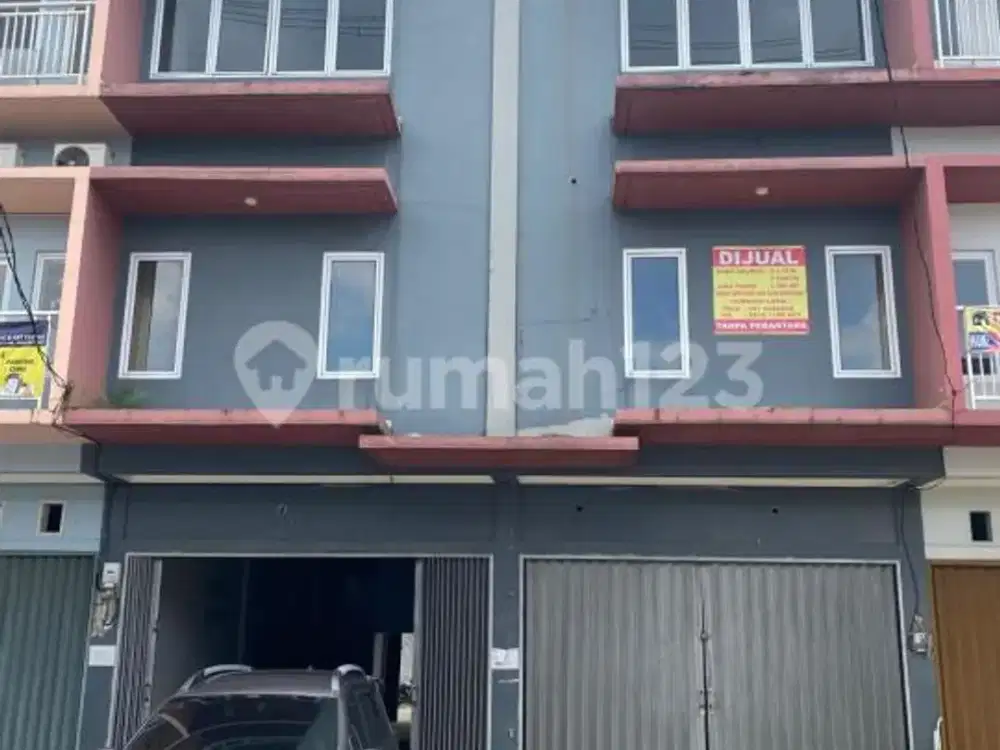 Bebas Banjir, Ruko, 3 Lantai, Dekat Universitas, Siap Huni,