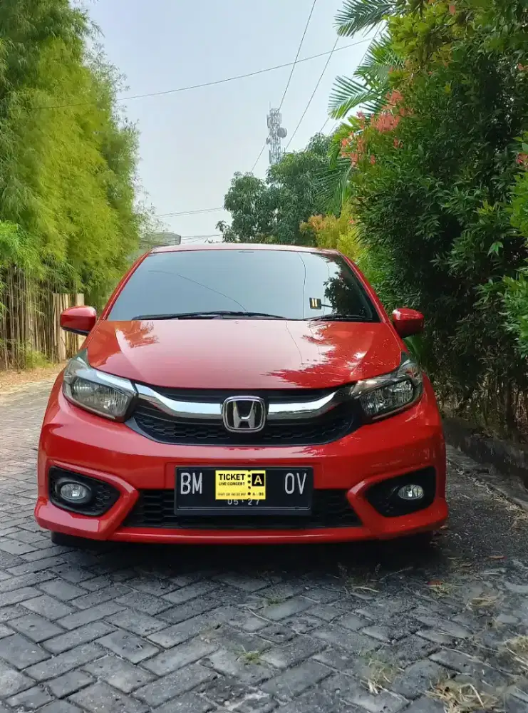 Dijual Honda New Brio Satya