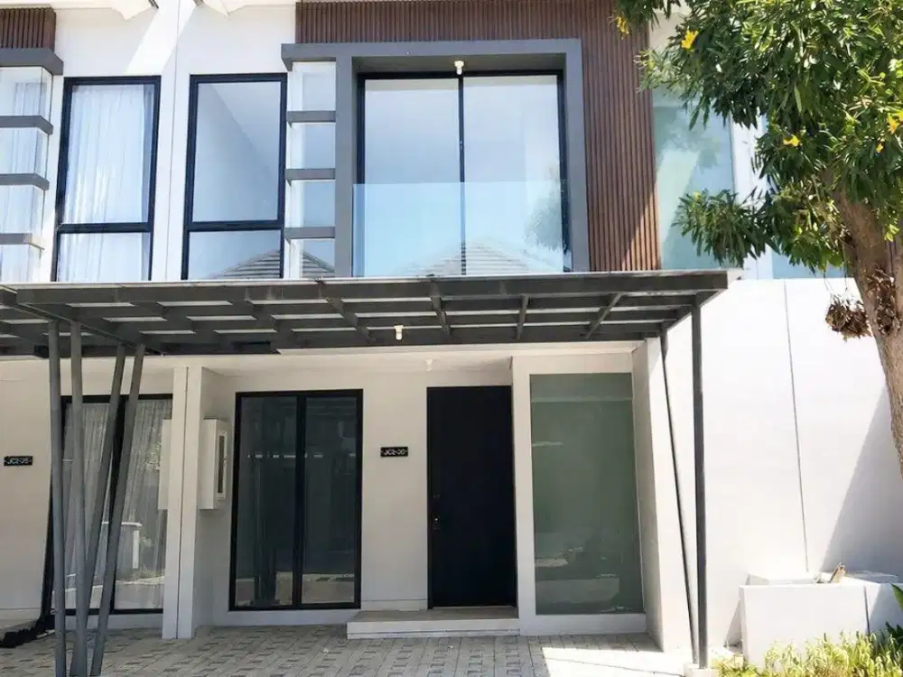 Grand Pakuwon Surahaya Barat , Murah Banget , Ada Kanopi Listrik Underground , Row Jalan Lebar bisa 4 Mobil