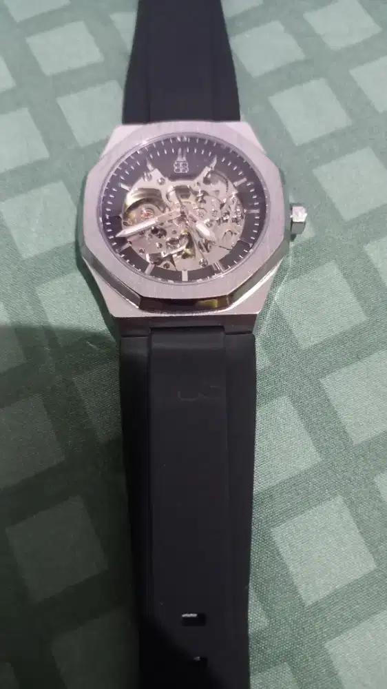 Jual rugi jam tangan laki