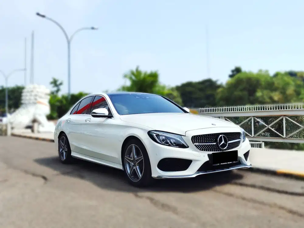 MERCEDES BENZ C300 AMG 2018