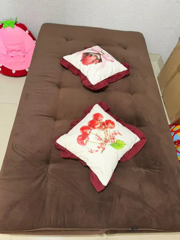 Sofa informa dan lemari informa Tidak jual terpisah
