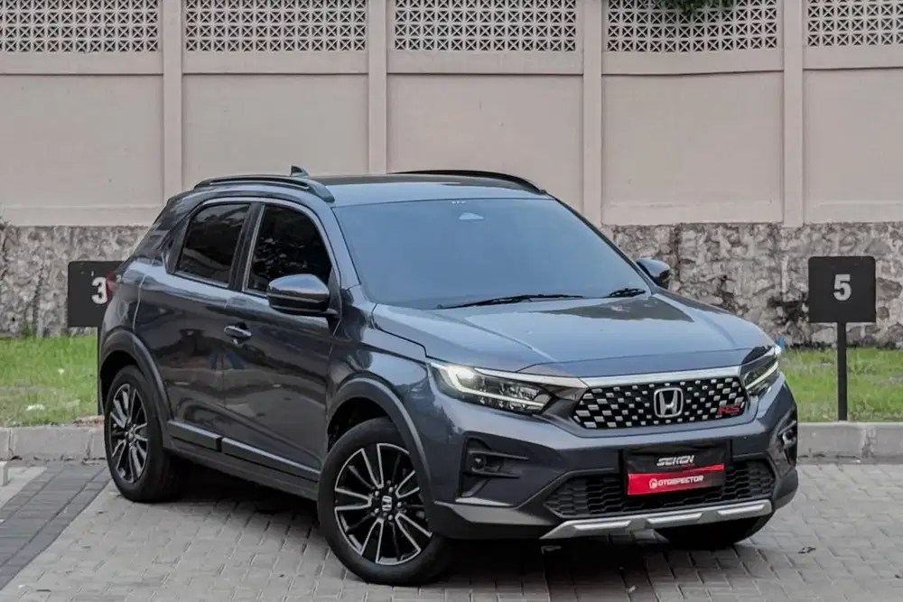 Honda WRV WR-V 1.5 RS With Honda Sensing CVT Matic 2024 Abu